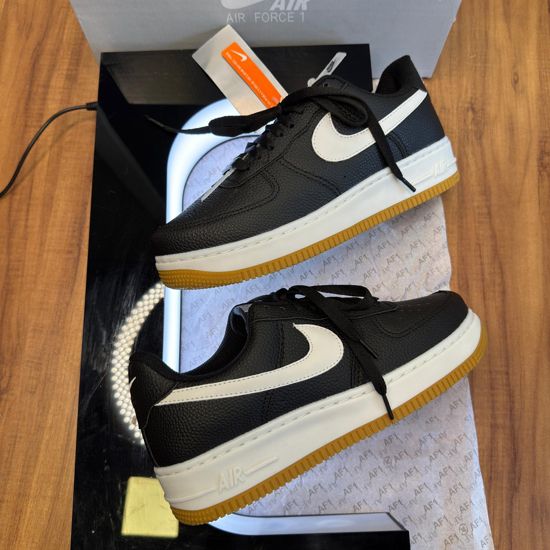 Tênis Air Force Couro Preto e Branco - Premium