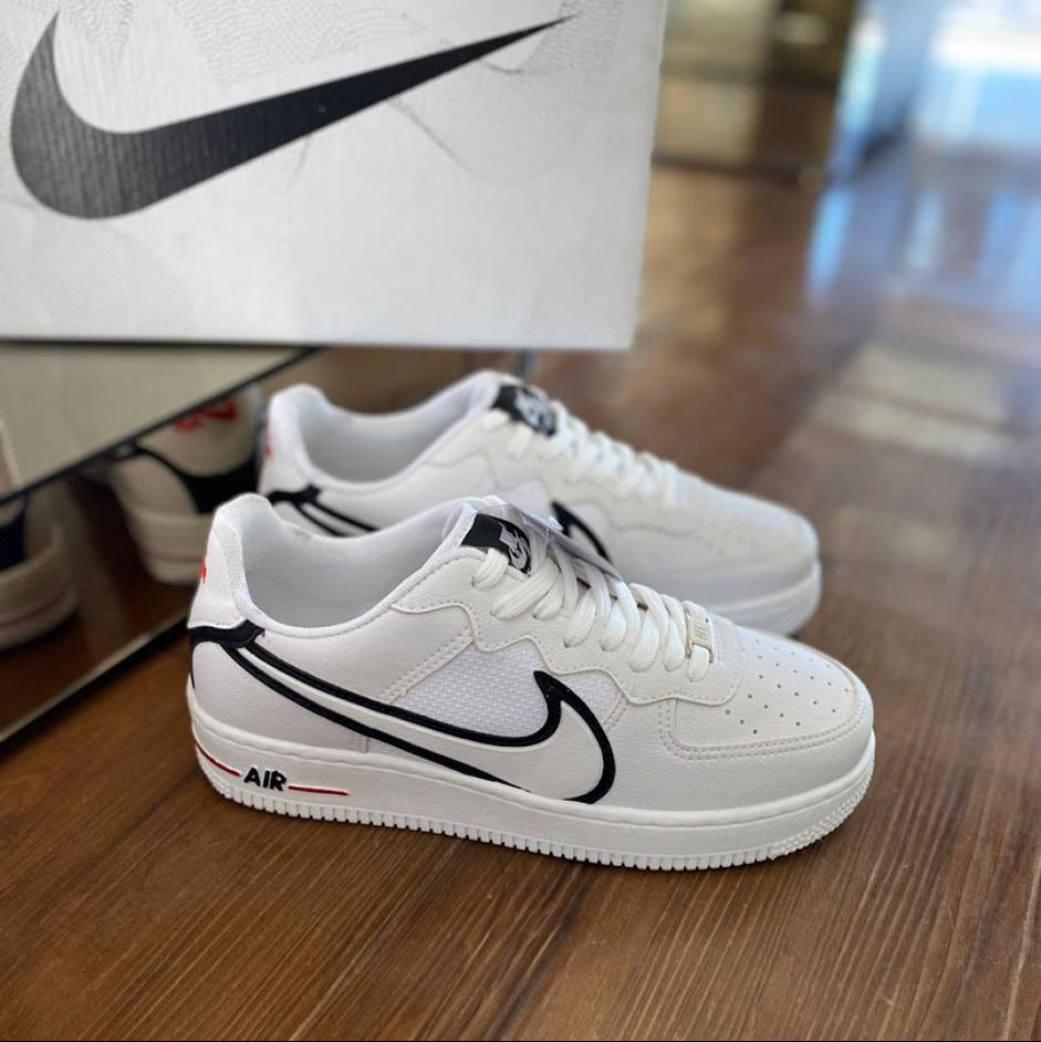 Tênis Air Force React Branco e Preto - Premium