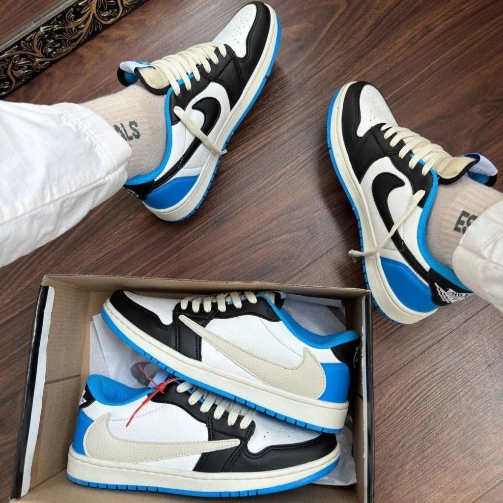 Tênis Air Jordan 1 Low X Travis Scott Reverse Fragment (Azul) - Premium